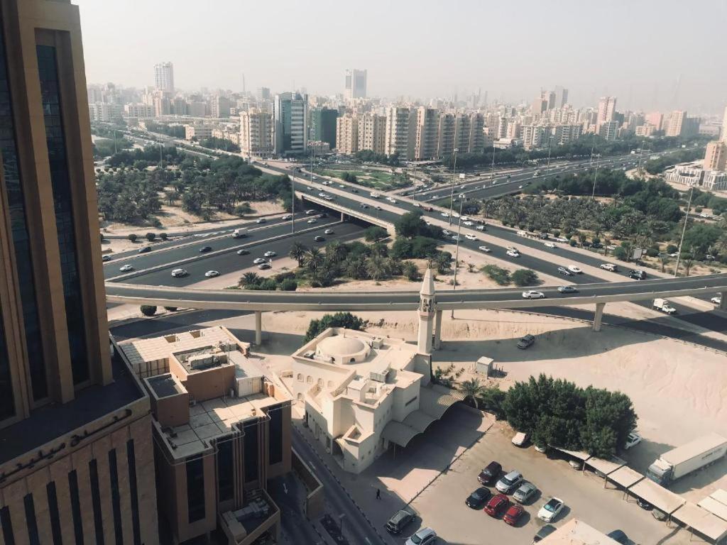 Atlantis International Hotel Apartments Kuwait City Exterior photo