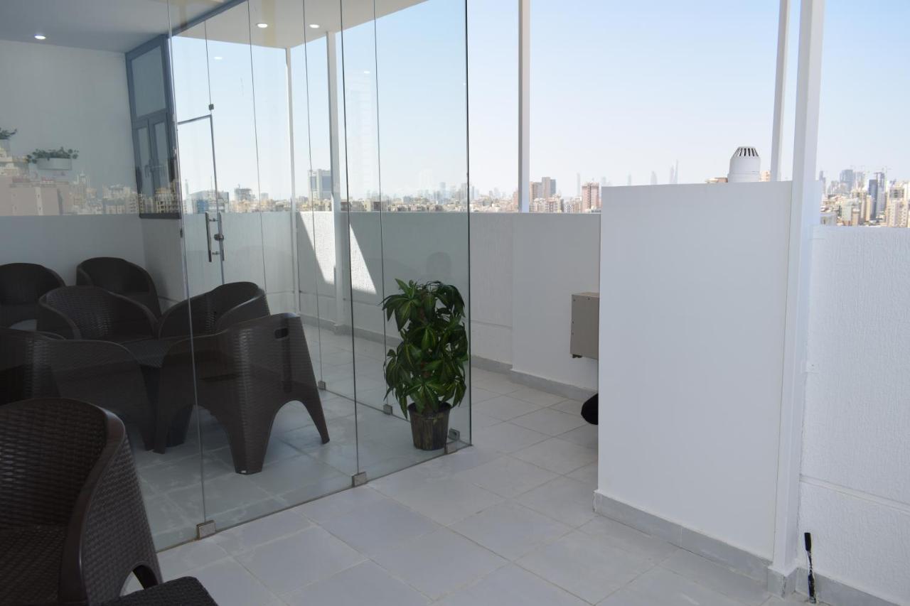 Atlantis International Hotel Apartments Kuwait City Exterior photo