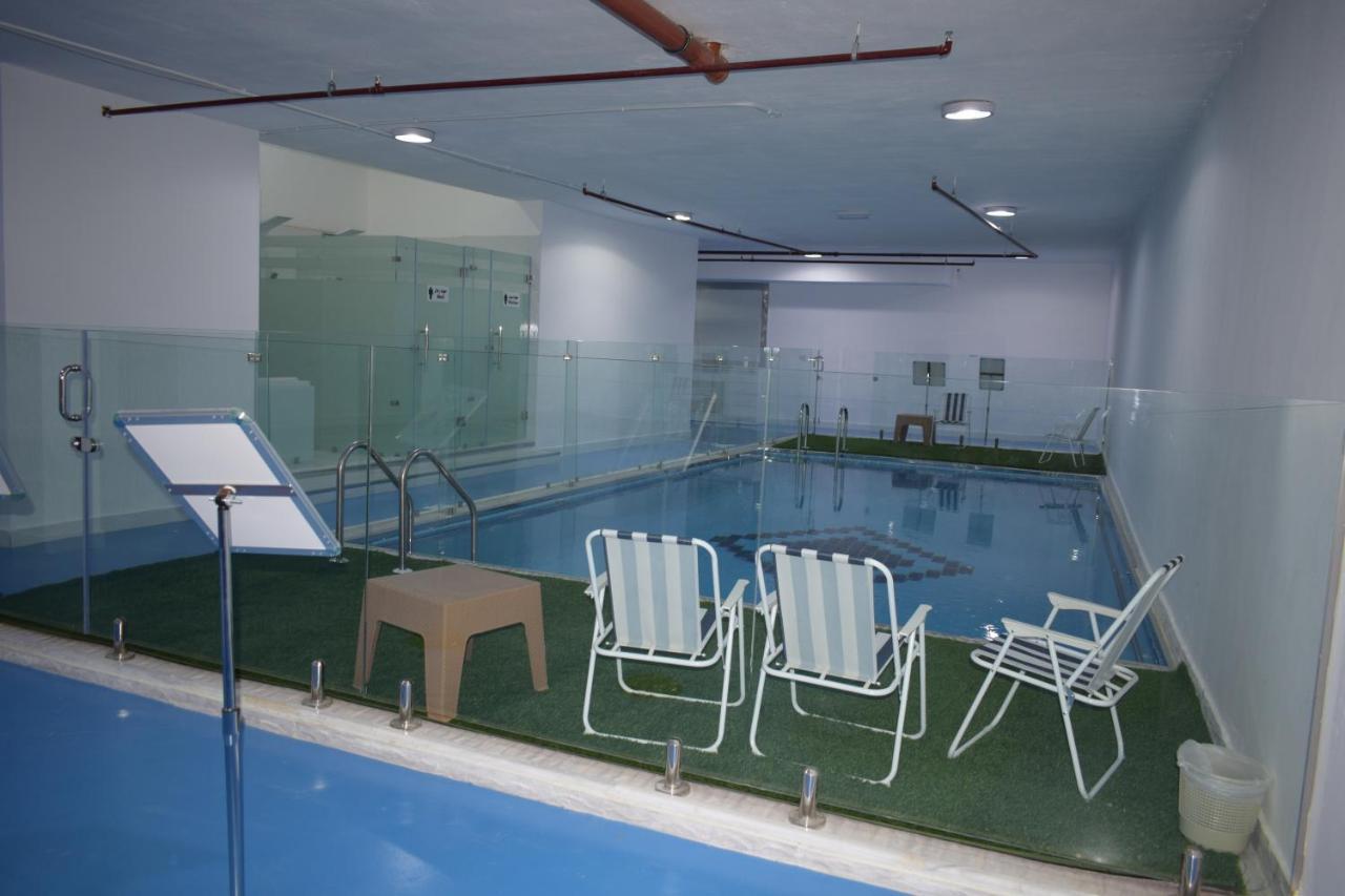 Atlantis International Hotel Apartments Kuwait City Exterior photo